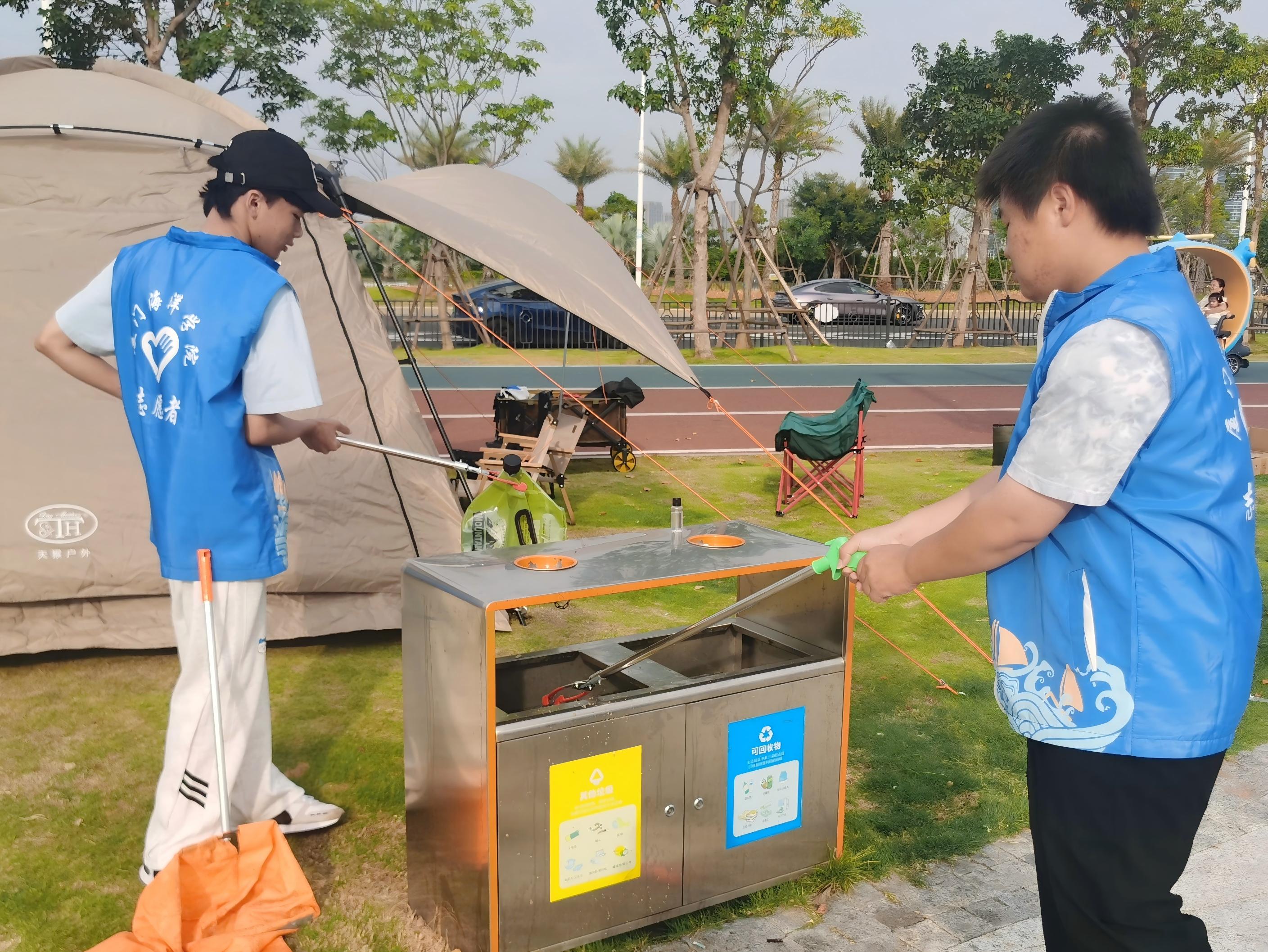 清洁组.jpg 清洁组.jpg